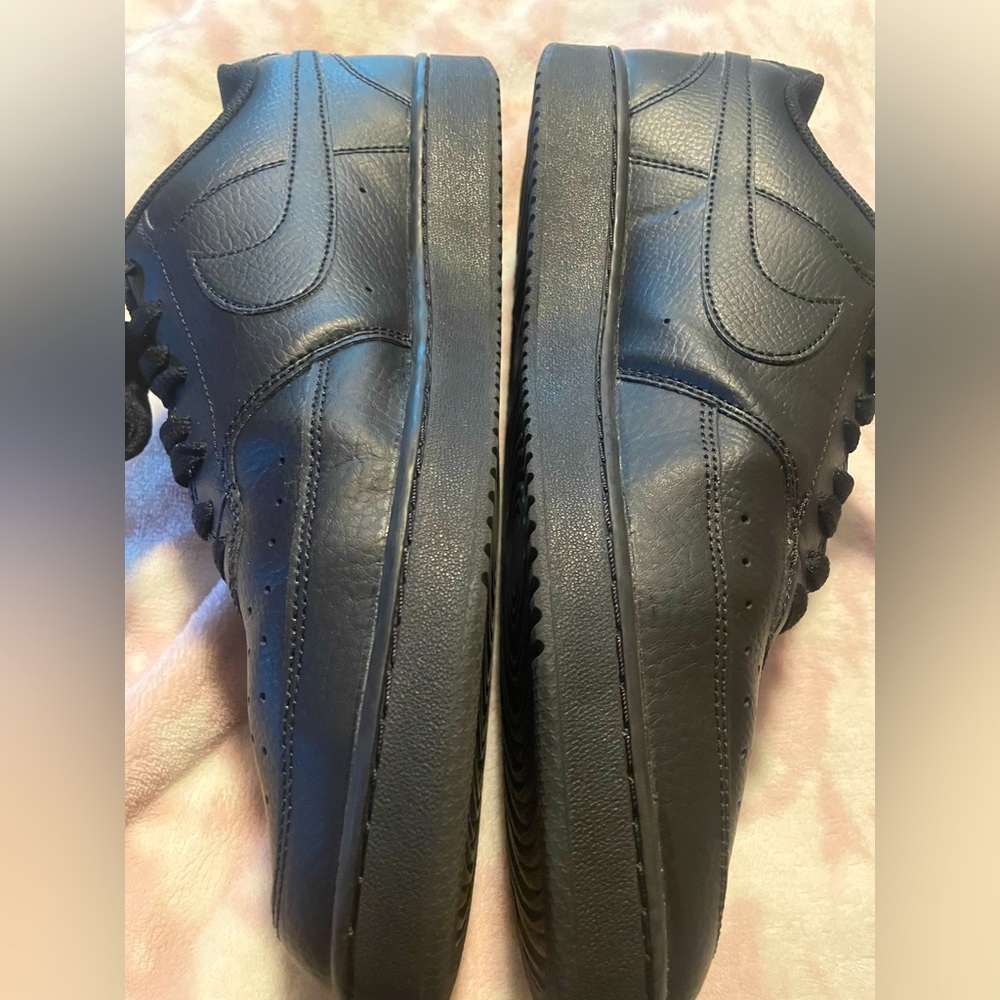 NIB-Nike Court Vision Lo